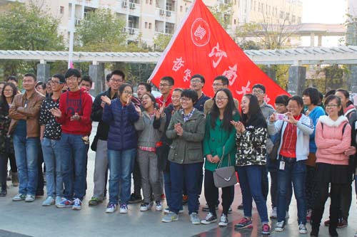 11 13 趣味学生观众.jpg